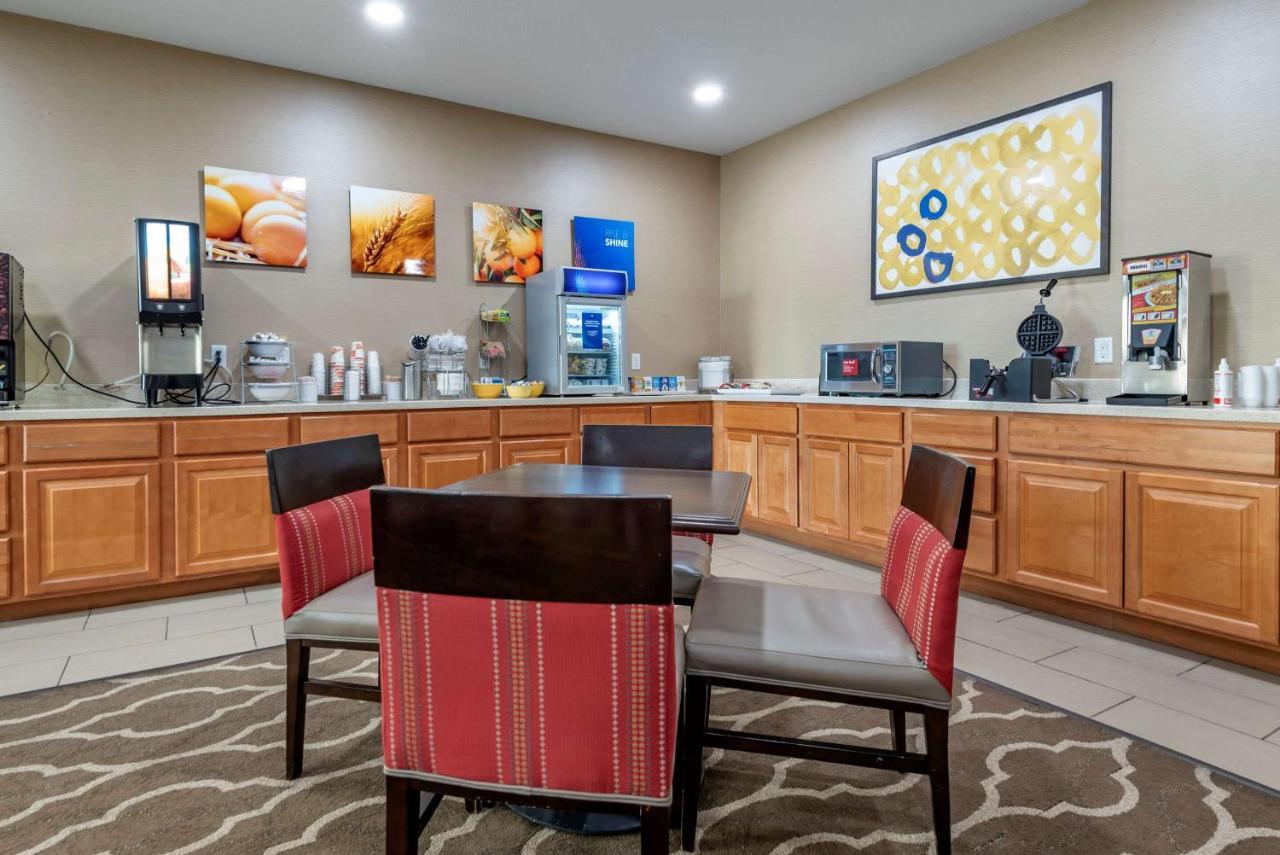 Comfort Inn Apalachin - Binghamton W Route 17 מראה חיצוני תמונה