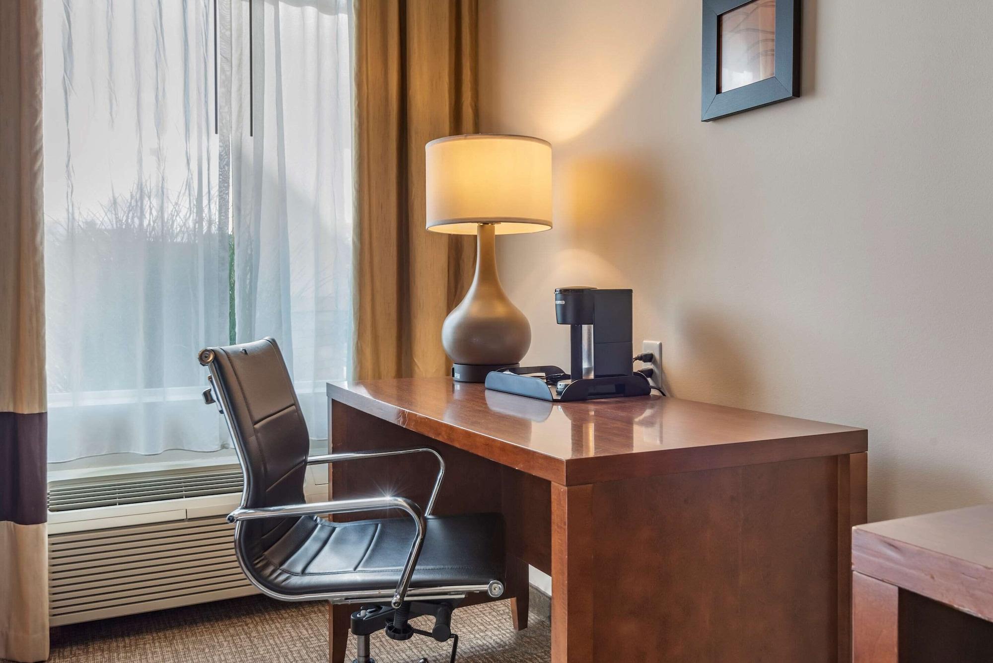 Comfort Inn Apalachin - Binghamton W Route 17 מראה חיצוני תמונה